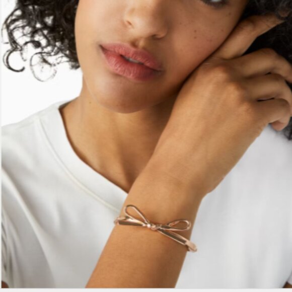 Kate Spade bow bangle bracelet rose gold - Picture 2 of 6